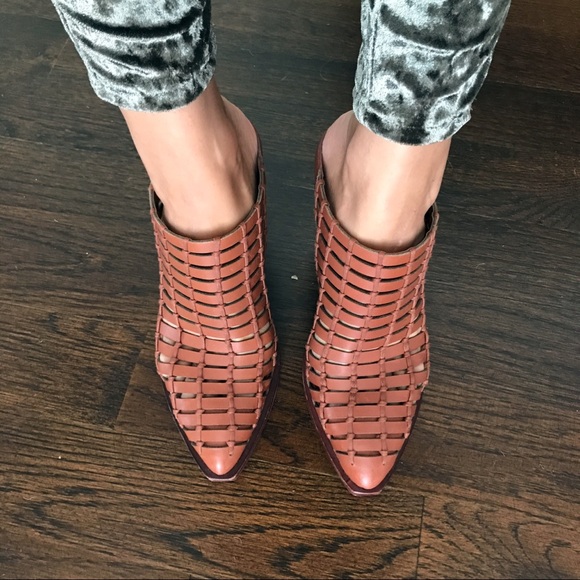 Size 9.5 🍂 DOLCE VITA KACIE MULES IN BROWN! - Picture 2 of 8